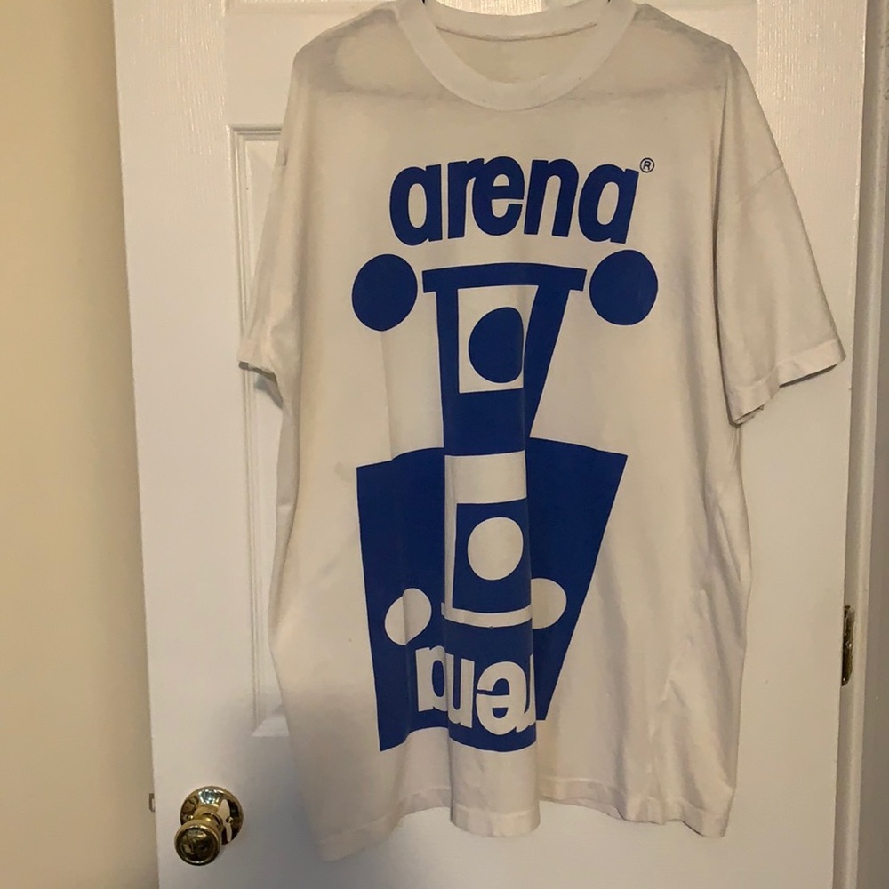 Men’s XL Arena Tee! Vintage ✅✔️